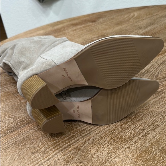 Bernardo Suede Slouchy Knee Boots 8 - Picture 6 of 9